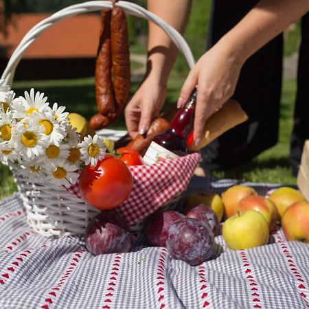 Gosciniec Malinowka Bed & Breakfast Krzeszna Bagian luar foto