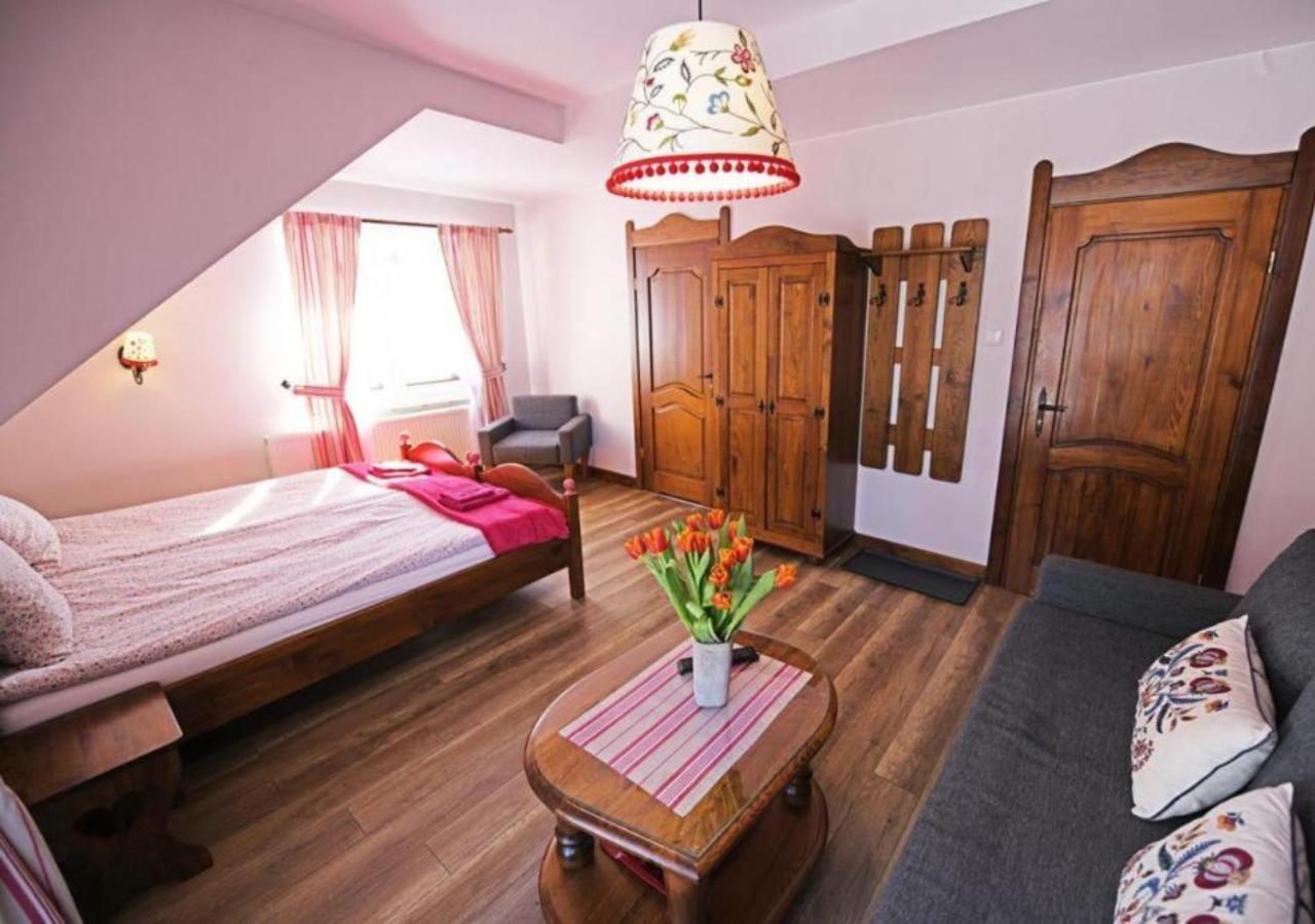 Gosciniec Malinowka Bed & Breakfast Krzeszna Bagian luar foto