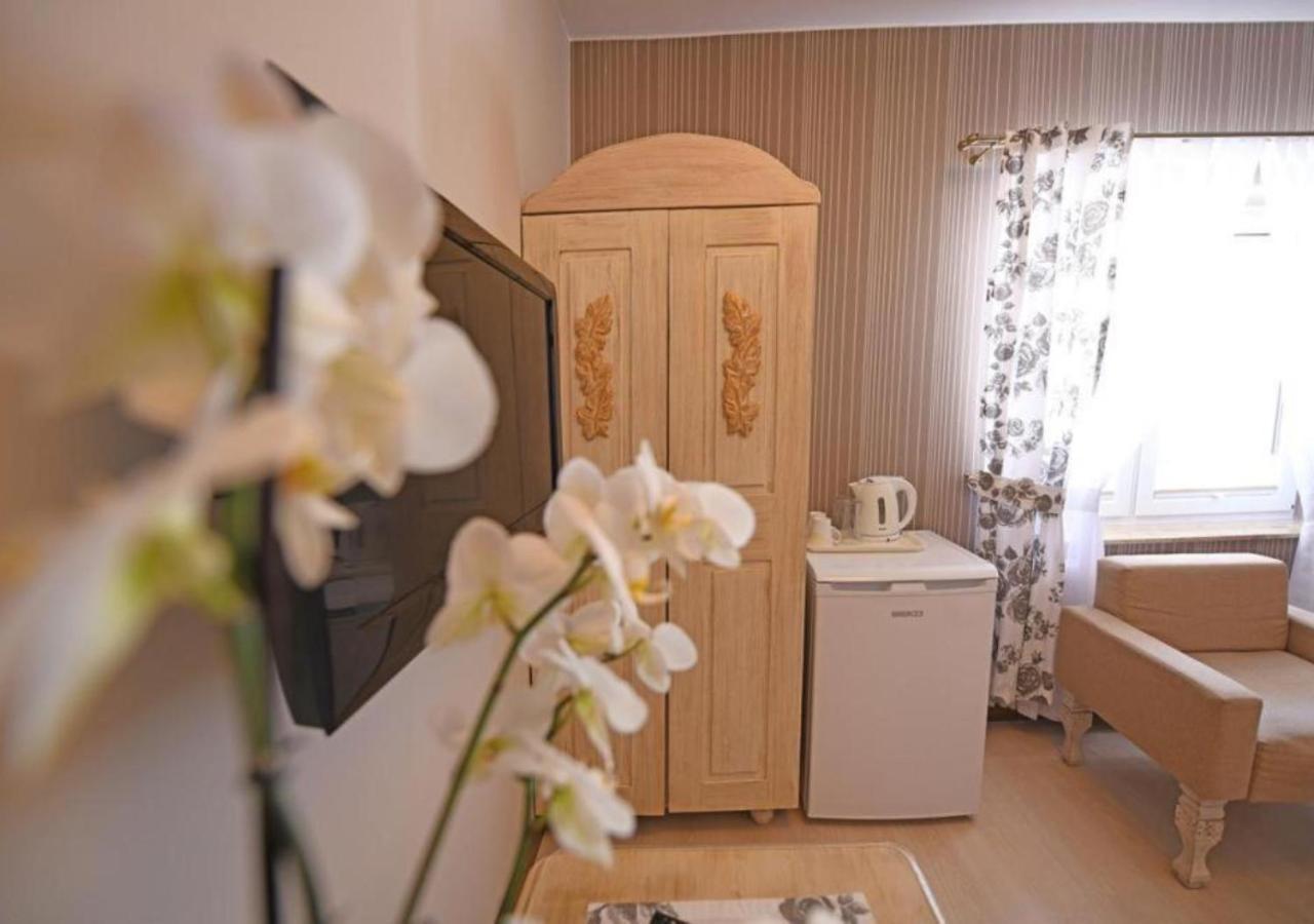 Gosciniec Malinowka Bed & Breakfast Krzeszna Bagian luar foto